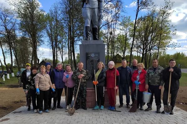 Подготовка к 9 мая в КСУП Озеранский!